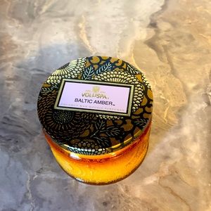 Anthropologie candle coconut wax VOLUSPA  Baltic Amber   never used 3.2 oz